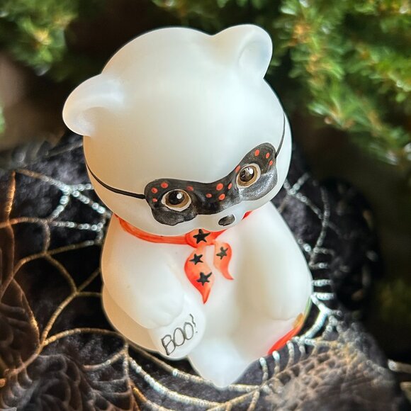 RARE Fenton Signed and Hand Painted Masked Halloween “BOO!” Bear (MINT) - Picture 6 of 10